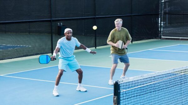 8 Benefits Of Playing Pickleball