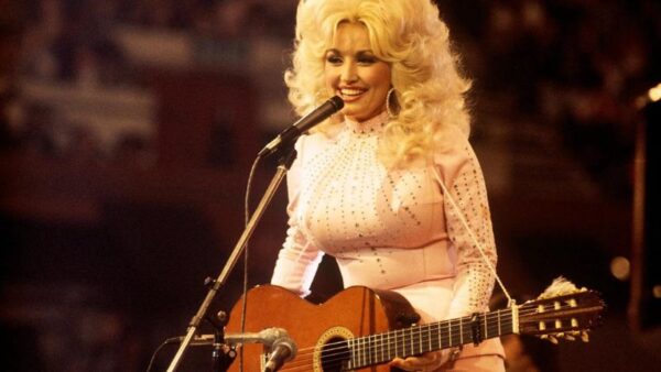 8 Of The Greatest Love Songs In Country Music History