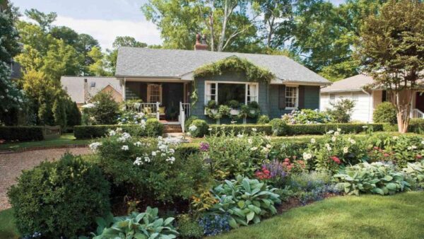 9 Landscaping Ideas For Small Front Yards