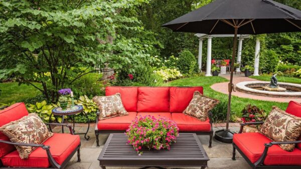 9 No-Grass Backyard Ideas for Designing a Beautiful Outdoor Space