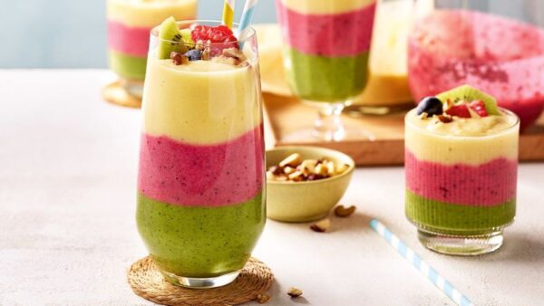 MORNING SUNSHINE: 8 SMOOTHIE RECIPES TO START YOUR DAY RIGHT